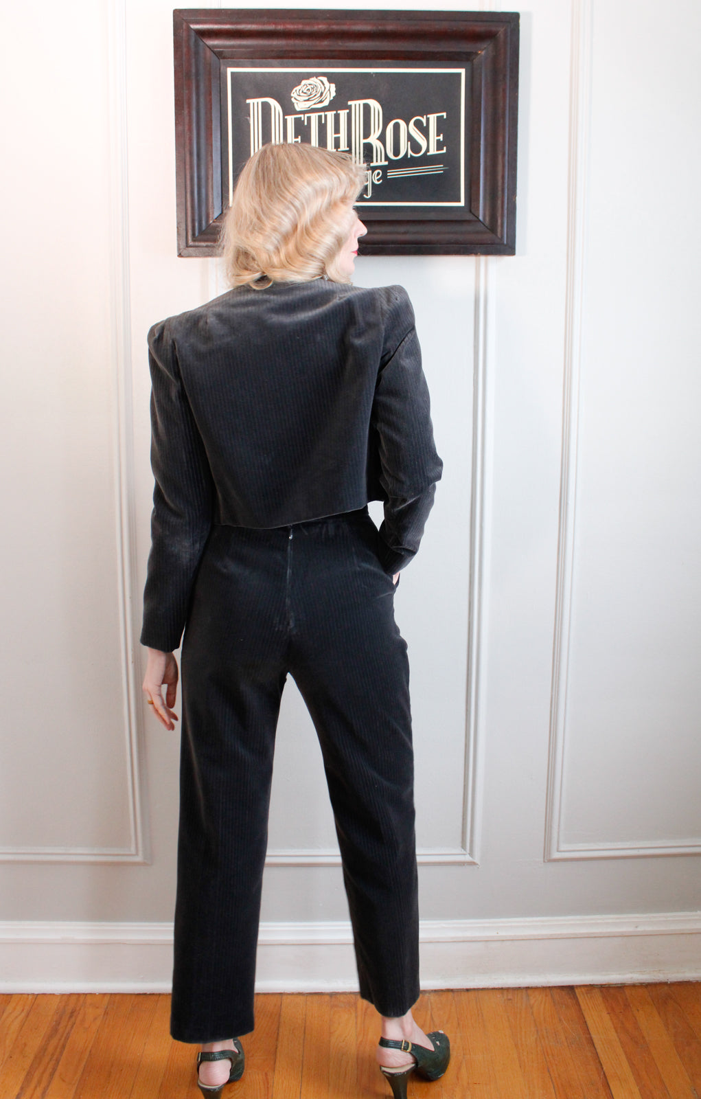 1980s Corduroy Gray 2pc Pant Suit - Small